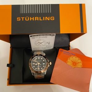 Stuhrling: Men’s Meridian 3965 Quartz 42mm Diver Watch